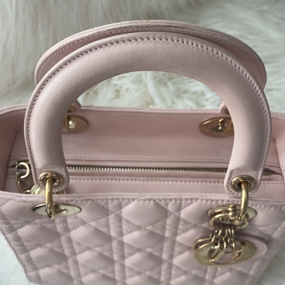 Lady Dior handbag - Picture 17 of 17